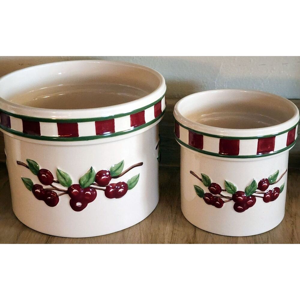 2001 Tender Heart Treasures Cherry Pattern Crock Containers Set of 2 Nice